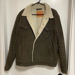 Brown fleece lined jacket, size US large, brand Levi’s